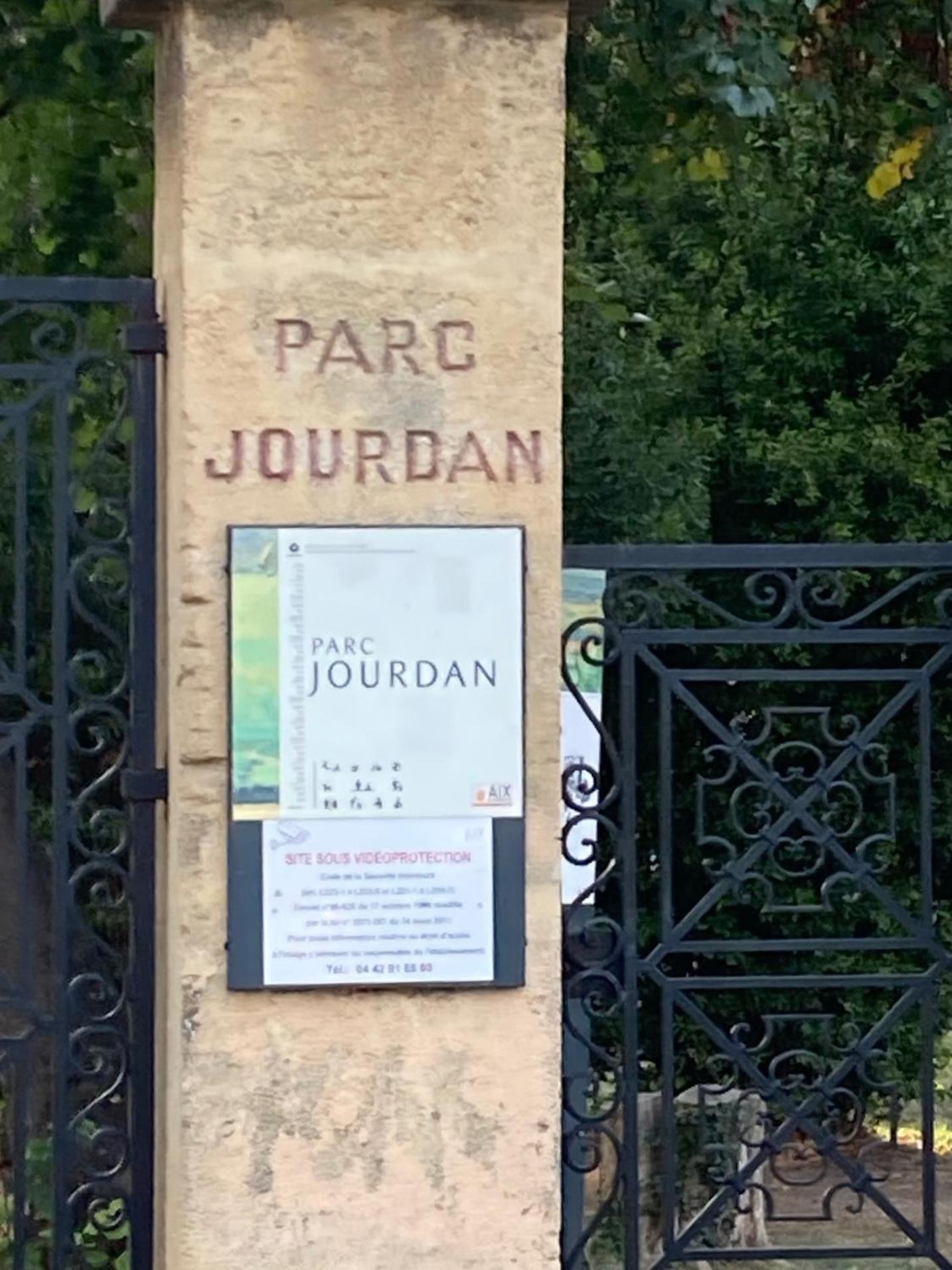 Appartement Tilia Jourdan-studio Cosy Aix Centre-cours Mirabeau-parking-wifi-smart Tv-rue Calme *